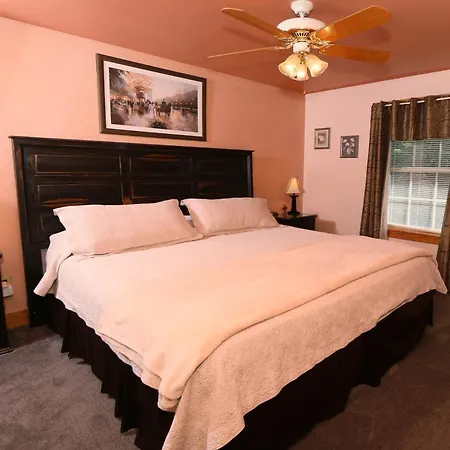 Villa Pine Needles By Eden Crest